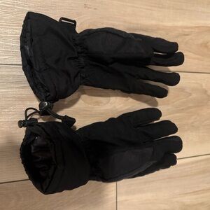 Black Winter Gloves